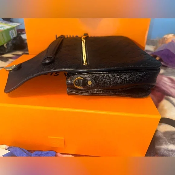 🎉 FULL COMPLETE SET! Louis Vuitton Black Empreinte Pochette Metis Crossbody - Picture 10 of 15